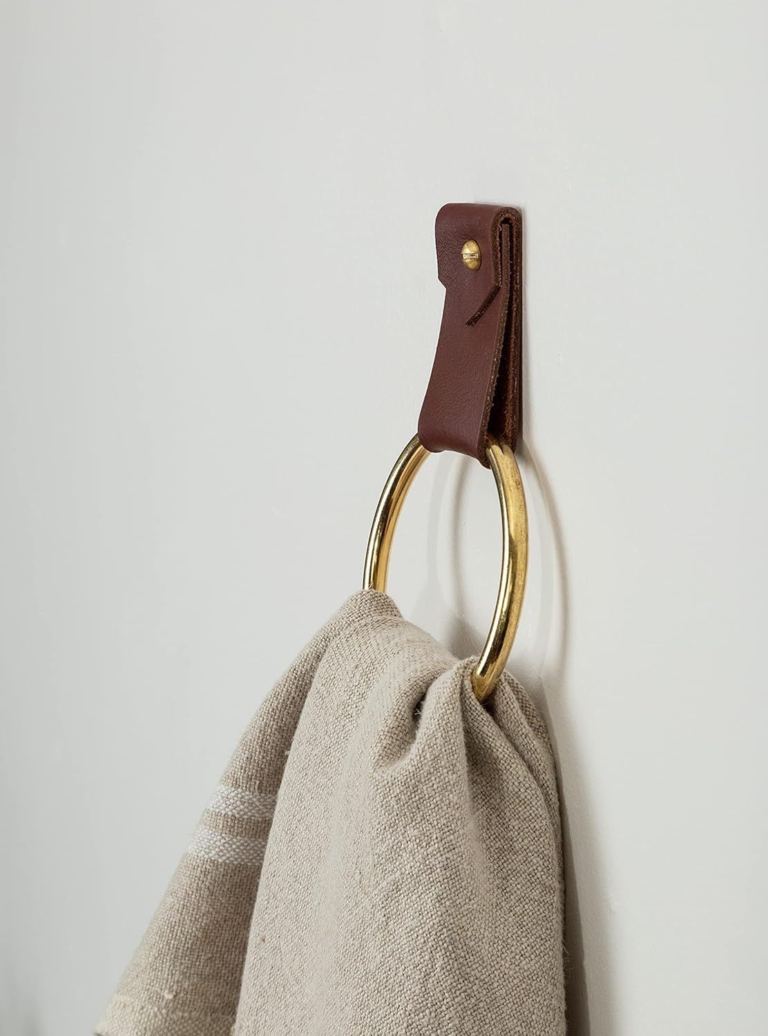 KEYAIIRA Small Wide Leather Wall Hook Minimalist Towel Ring 1