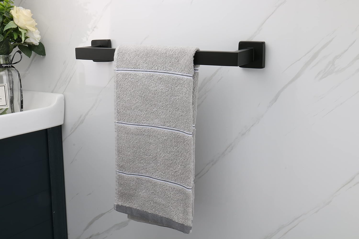 TocTen 16 Inch Matte Black Towel Rack Set