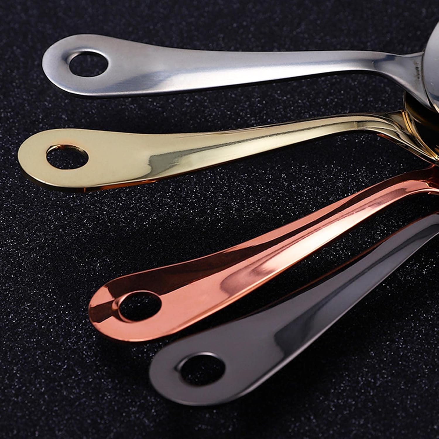 Stainless Steel Cocktail Strainer with Round Handle