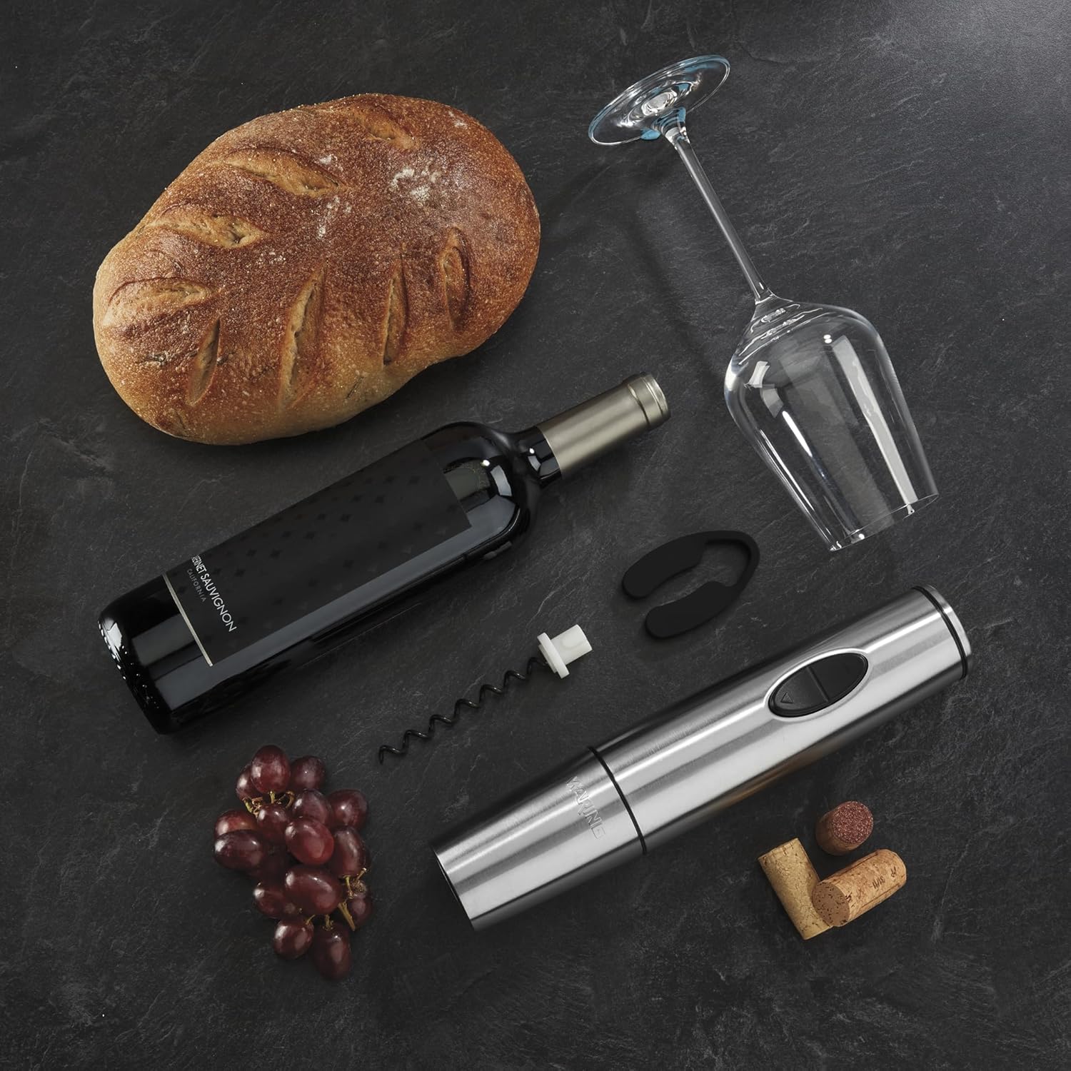 Waring Portable Electric Wine Opener with Recharging Station