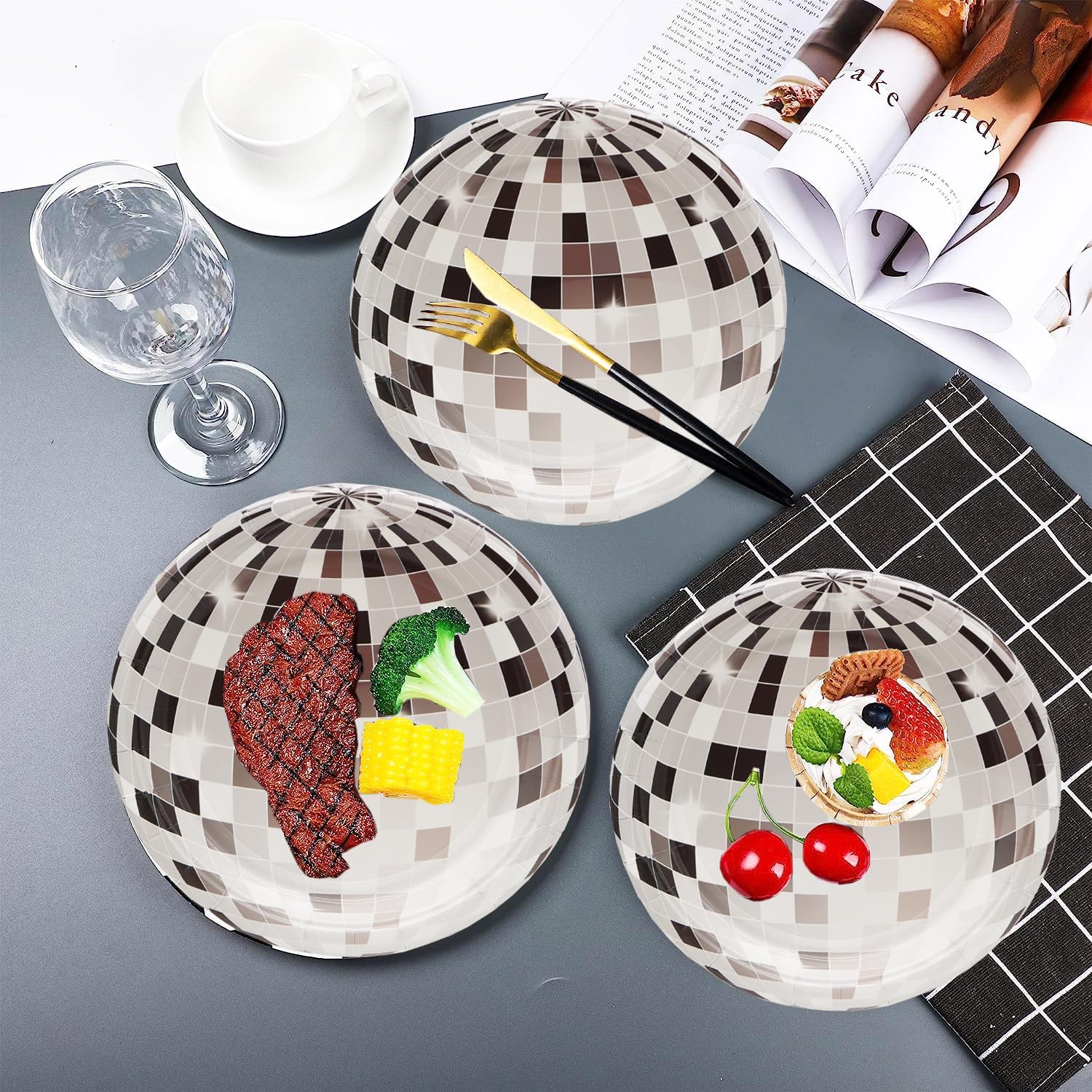 HSPAIDYP 80Pcs 7 Silver Disco Paper Plates